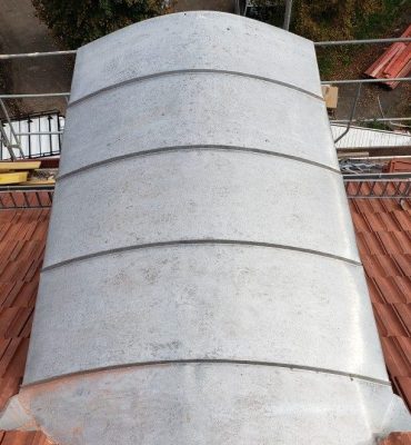 Lucarne cintré en zinc